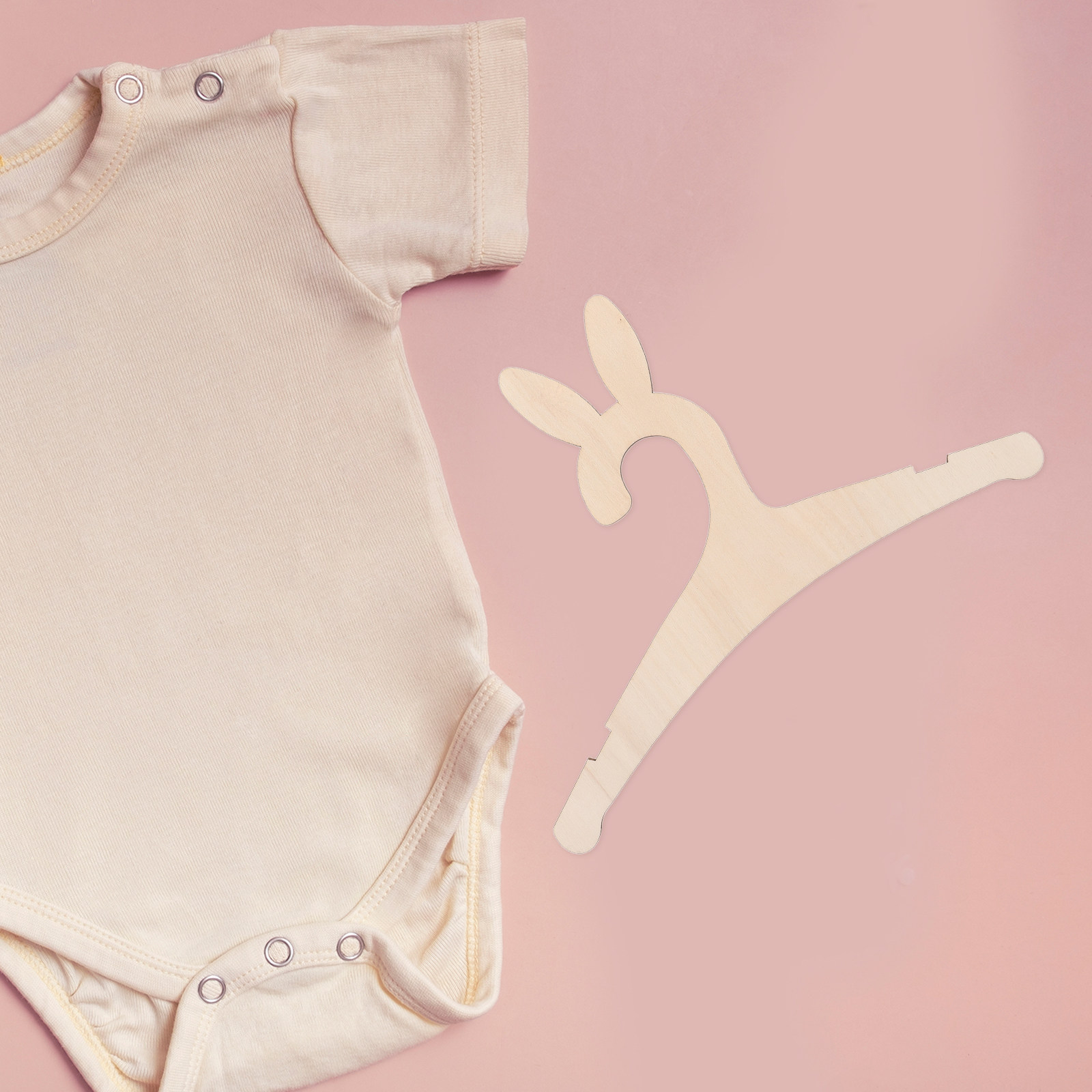 Drewniane wieszaki na ubranka  – Baby Clothes recenzja i cena